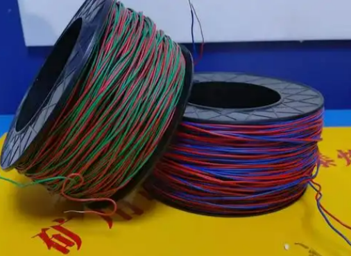 颍上放炮线的主要材质有哪些？不同材质的适用场景有何区别？